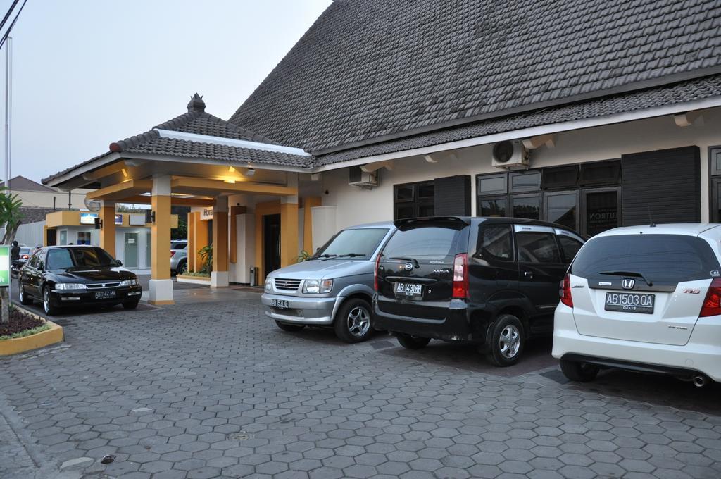 Hotel Wisanti Джокьякарта Экстерьер фото