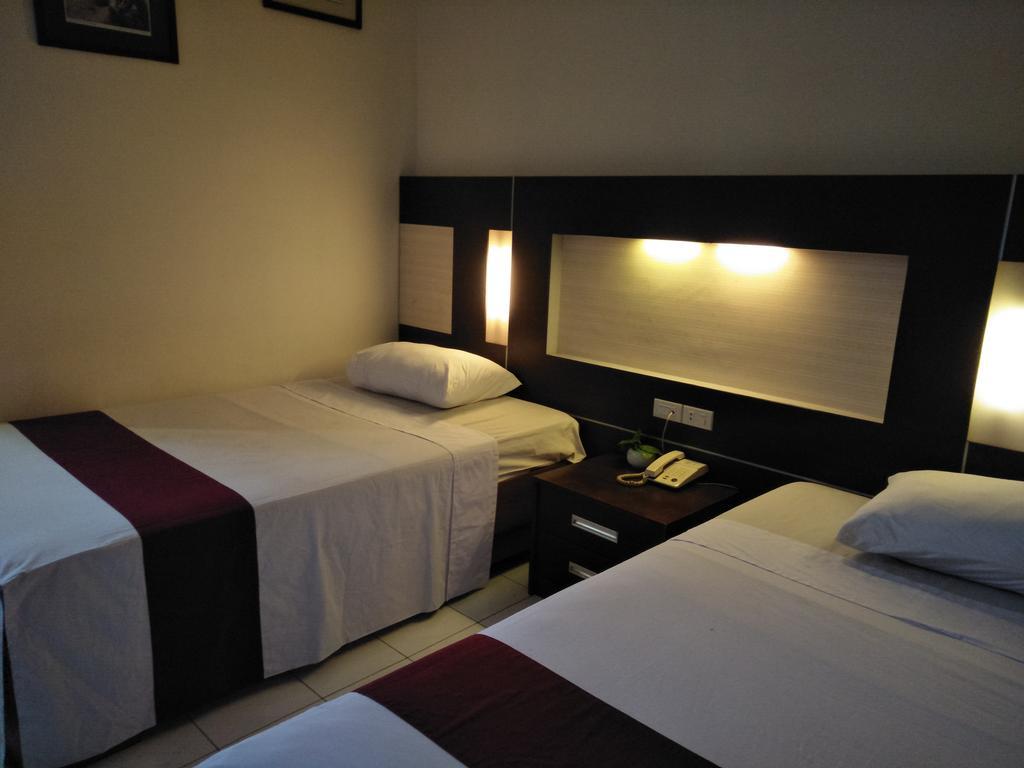 Hotel Wisanti Джокьякарта Экстерьер фото